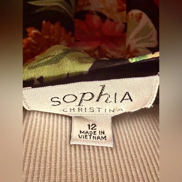 Sophia Christina Vibrant Floral Design with Green and Black Size-12 - Picture 3 of 8